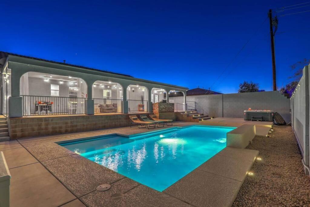 Cozy Desert Retreat - Pool, Spa, Views ヘンダーソン エクステリア 写真