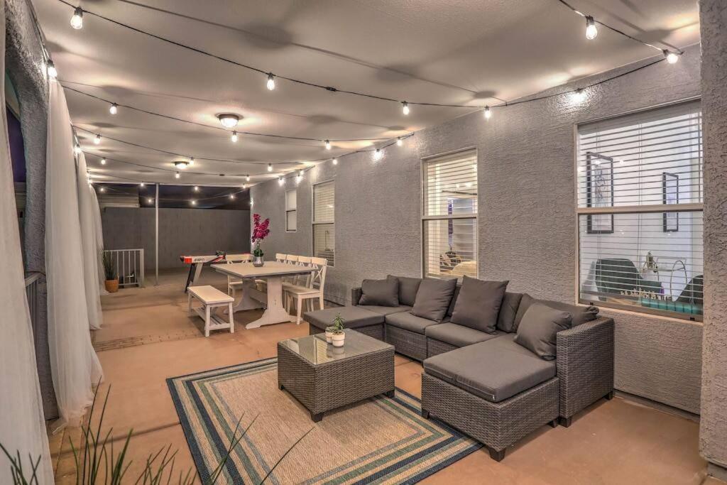 Cozy Desert Retreat - Pool, Spa, Views ヘンダーソン エクステリア 写真